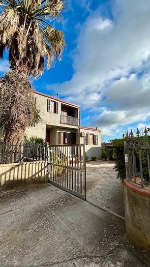 Casa con 6 locali in vendita in Via Sorda Scicli, Pirato, Modica