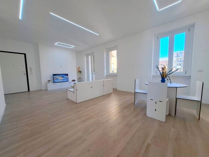 Appartamento trilocale in vendita in Via Settembre, Centro, Gallarate