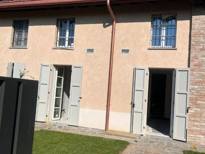 Casa con 5 locali in vendita in Via Aride Breviglieri, Vallera, Piacenza
