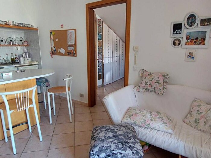 Casa con 5 locali in vendita in Centro, Montelabbate