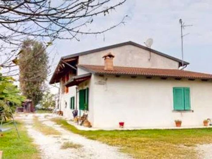 Casa con 6 locali in vendita in Cantone Grassi, Popolo Rondò, Casale Monferrato