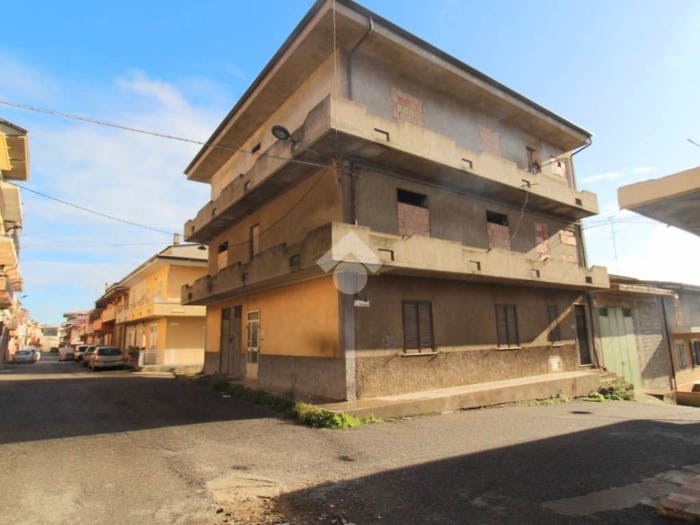 Casa quadrilocale in vendita in Via Bruxelles, Centro, Isola di Capo Rizzuto