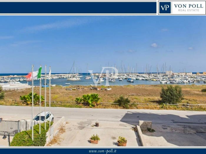 Appartamento quadrilocale in vendita in Contrada Fossa Lettiera Viale Lido, Marzameni, Pachino