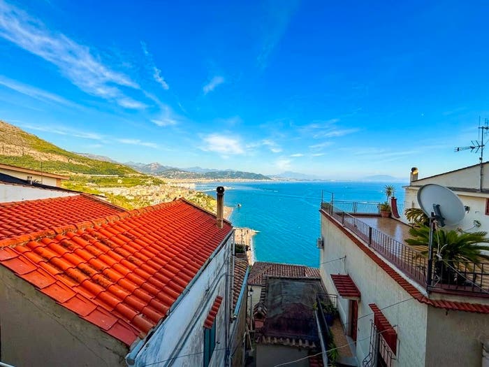 Appartamento bilocale in vendita in Via Scavata, Raito, Vietri sul Mare