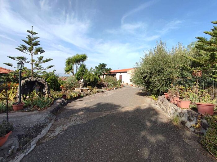 Casa con 6 locali in vendita in Porrazzo, Paternò