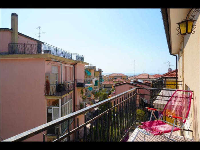 Appartamento quadrilocale in vendita in Via Piave, Centro, Loano