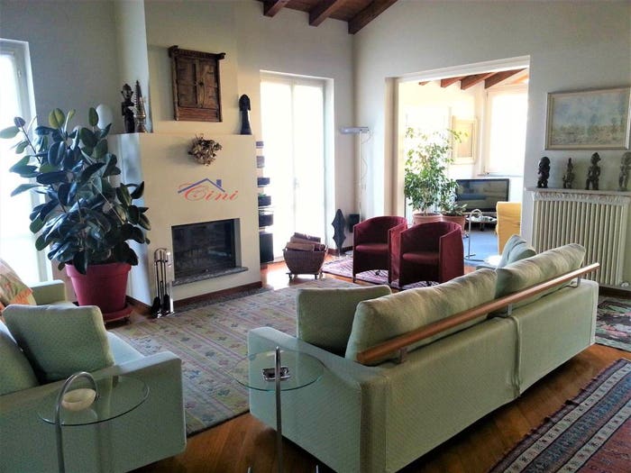 Casa con 5 locali in vendita in Via all'Asilo, Centro, Abbadia Lariana