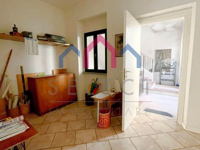 Appartamento quadrilocale in vendita in Centro, Borgo a Mozzano