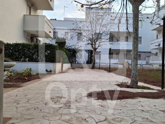 Appartamento trilocale in vendita in Via Plutone, Marina Di Lesina, Lesina