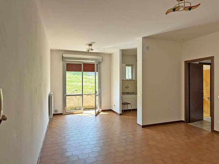 Appartamento trilocale in vendita in Via Don Morisi, San Giovanni San Bernardino, Bettola