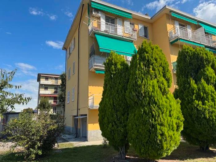 Appartamento trilocale in vendita in Via Martiri della Libertà, Centro, Lungavilla