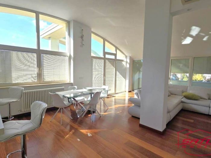 Casa con 5 locali in vendita in Via Gaetano Luporini, Sant'Anna, Lucca