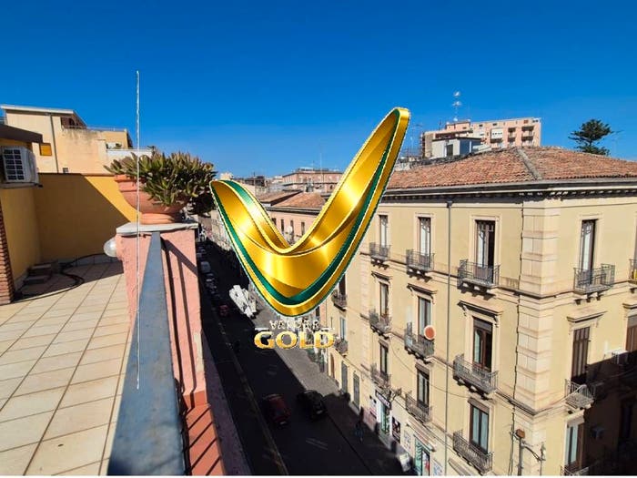Casa con 6 locali in vendita in Via Etnea, Villa Bellini Santa Maria di Gesù, Catania