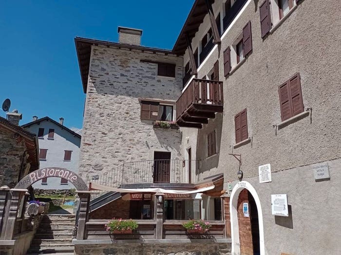 Appartamento trilocale in vendita in Chiareggio, Chiesa in Valmalenco