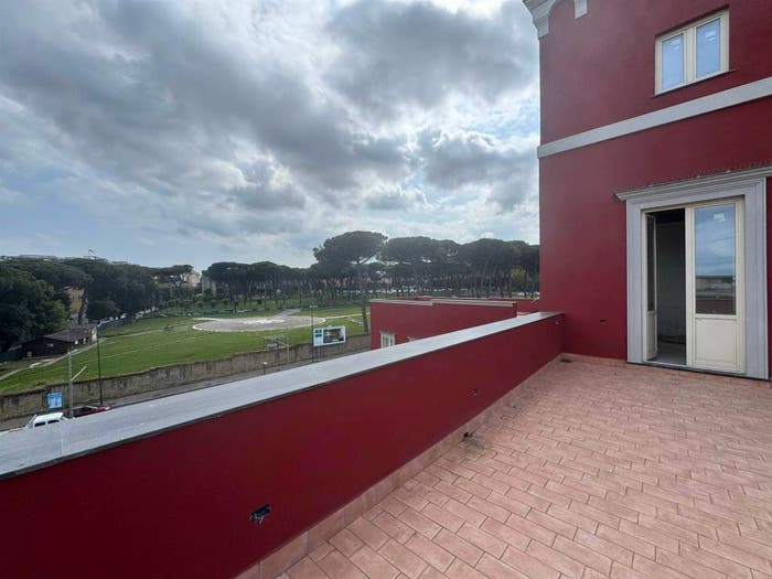 Appartamento quadrilocale in vendita in VIA CUPA IMPARATO, Zona Ospedaliera, Napoli