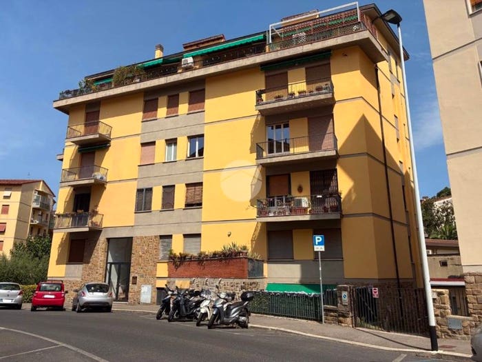 Appartamento trilocale in vendita in Via Pietro Maroncelli, Campo di Marte, Firenze