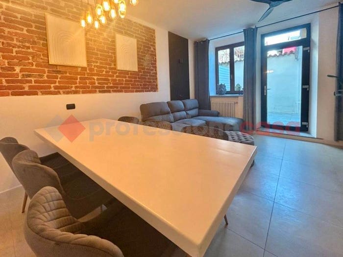 Casa con 5 locali in vendita in Via XX Settembre, Centro, Arona