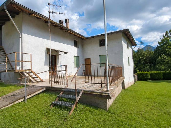 Casa con 5 locali in vendita in Via delle Scuole, Campiello, Levico Terme