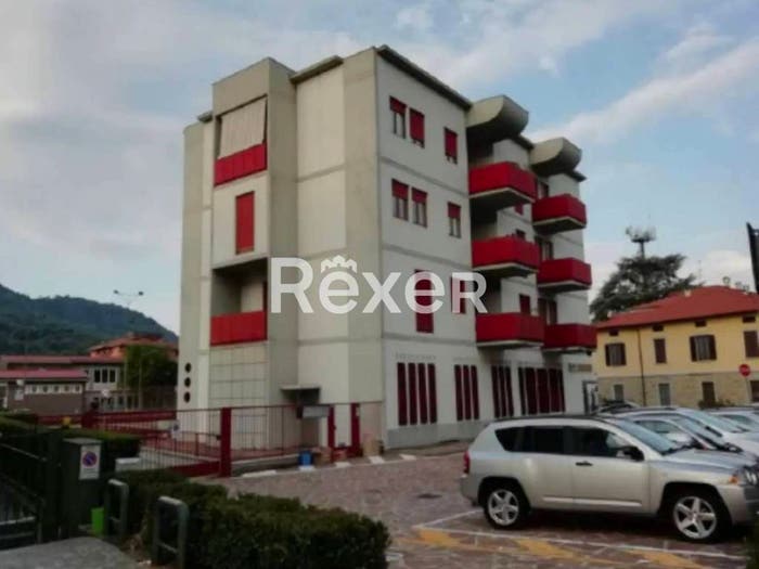 Appartamento con 5 locali in vendita in Via G Pascoli, Centro, Cisano Bergamasco