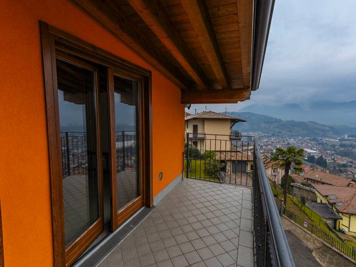Casa quadrilocale in vendita in Via Ca' Bertocchi, Peia