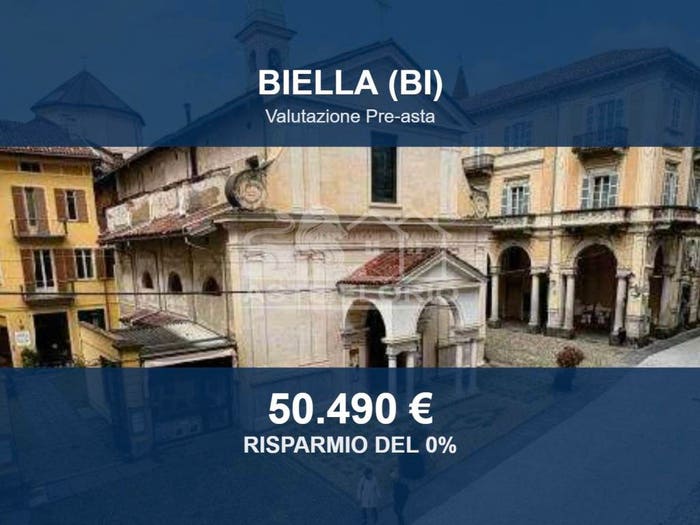 Appartamento trilocale in vendita in Via Italia, Centro Storico, Biella