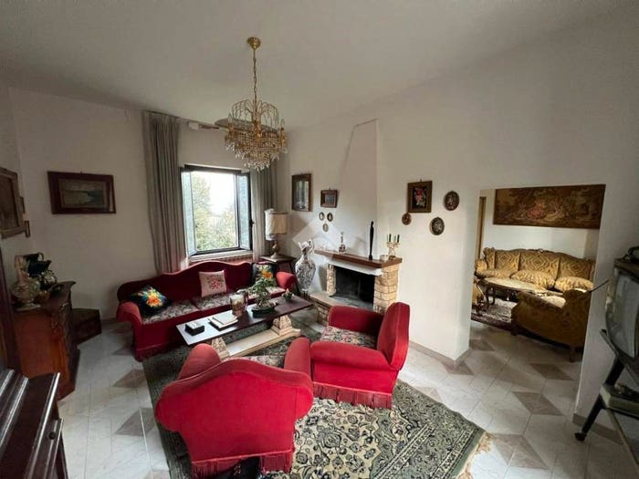 Casa quadrilocale in vendita in Località Pucciarelli, Pucciarelli, Castiglione del Lago