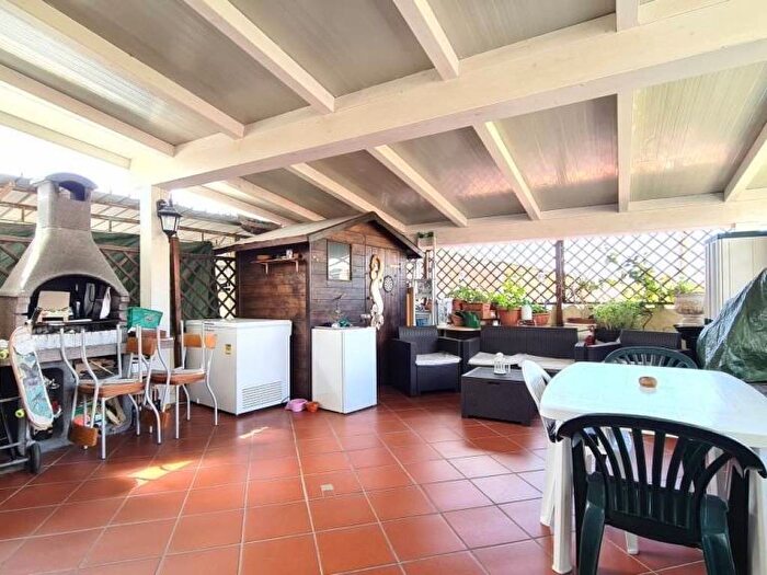 Appartamento con 5 locali in vendita in Ripa Pozzi Querceta Ponterosso, Seravezza