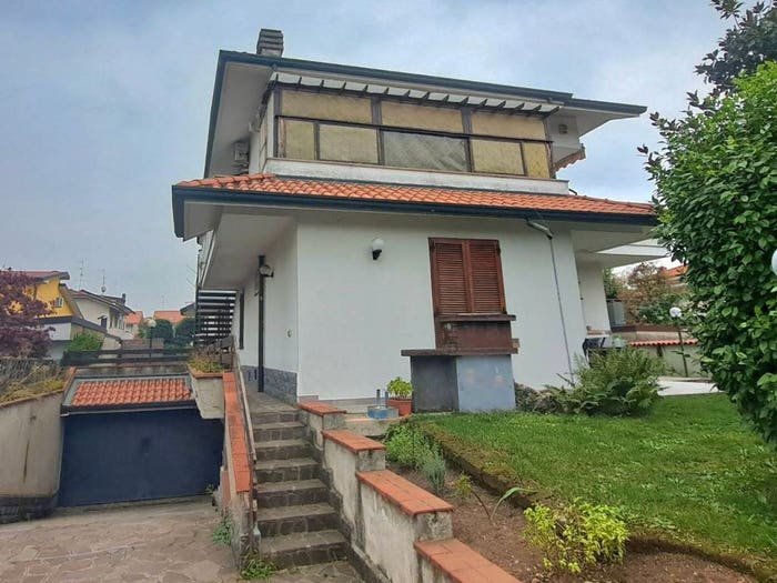 Casa con 6 locali in vendita in Via Molise, Ravello Villastanza Villapia, Parabiago