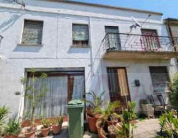 Appartamento con 6 locali in vendita in Via Palazzina, Centro, Minerbe