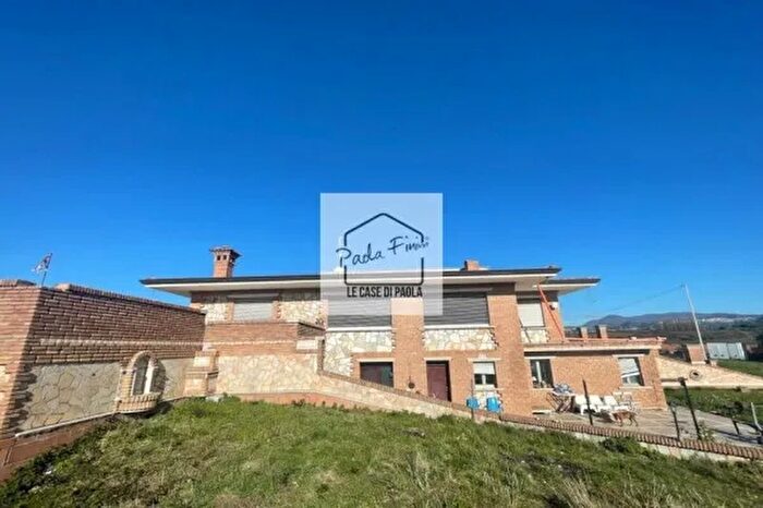 Casa con 6 locali in vendita in Via Campoleone Tenuta, Aprilia