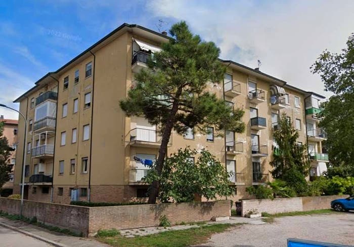 Appartamento quadrilocale in vendita in viale Ciro Menotti, Marina di Ravenna, Ravenna