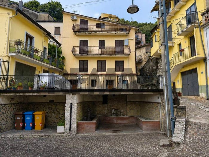 Appartamento quadrilocale in vendita in Fontegreca