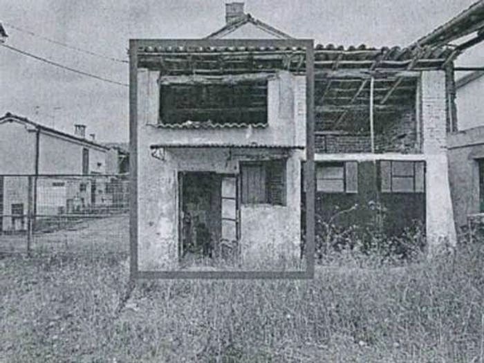 Casa trilocale in vendita in Via Risorgimento, Centro, Zeme