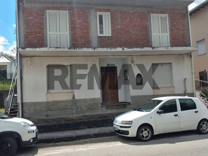 Casa con 6 locali in vendita in colla maffone, Colla Maffone, Librizzi