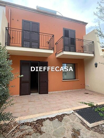 Casa con 8 locali in vendita in Contrada Berbaro, Marsala