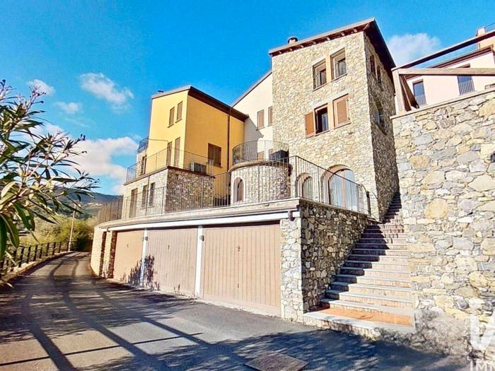 Appartamento bilocale in vendita in Località  Costa d'Agosti, San Bartolomeo, Andora