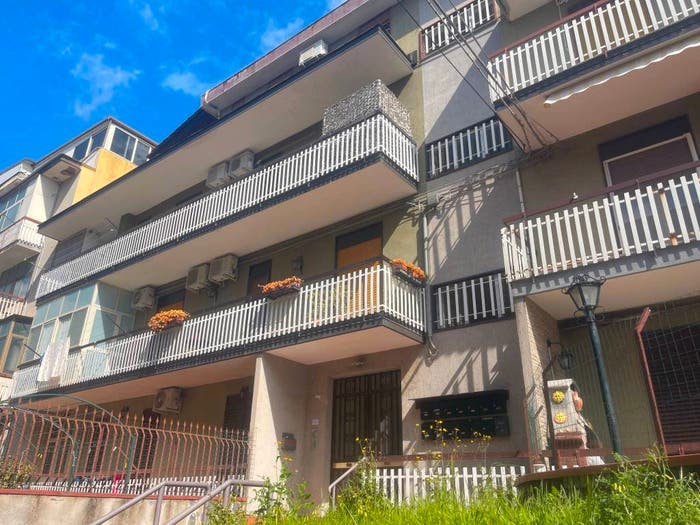 Appartamento trilocale in vendita in Via Badia, San Giovanni Galermo, Catania
