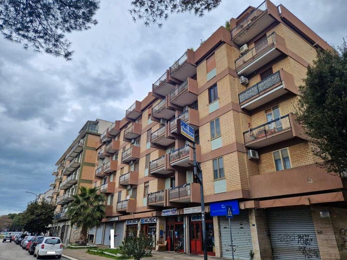 Appartamento quadrilocale in vendita in Viale Maggio, Immacolata, Foggia