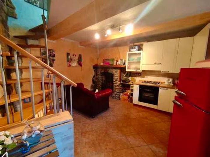 Casa trilocale in vendita in Via Piagola, San Carlo Antona, Massa