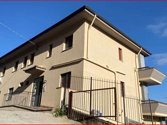 Appartamento trilocale in vendita in Pioppo, Monreale