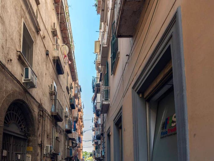 Appartamento trilocale in vendita in Via Ferdinando Palasciano, Chiaia, Napoli