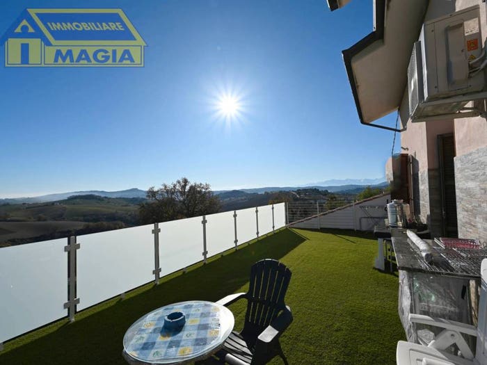 Casa con 6 locali in vendita in via g Leopardi, Centro, Monteprandone