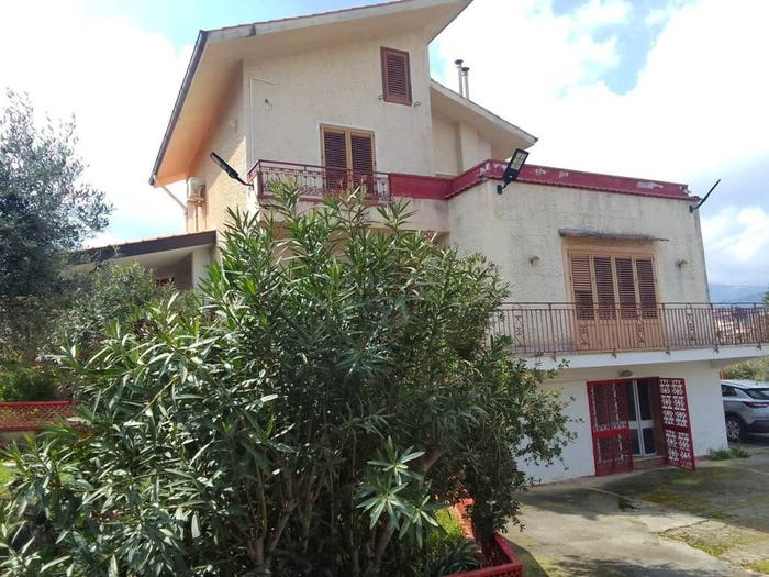 Casa con 6 locali in vendita in Via Esterna Cozzo Ingrassia, Giacalone, Monreale