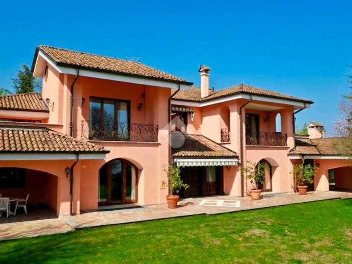 Casa con 6 locali in vendita in Via Milano, Tronzano Vercellese