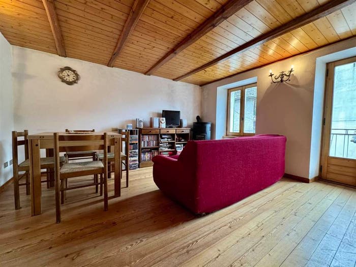 Appartamento quadrilocale in vendita in Via Calzaferri, Madesimo