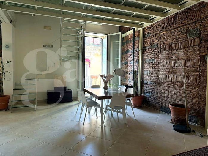 Appartamento con 6 locali in vendita in Via Barone della Bicocca, Centro Storico, Catania
