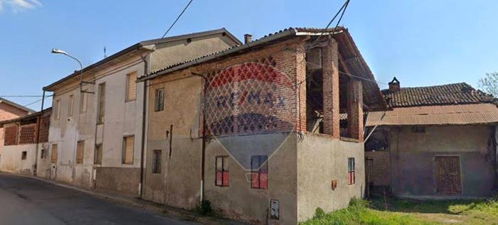 Casa trilocale in vendita in Via Giuseppe Garibaldi, Genzone, Corteolona e Genzone