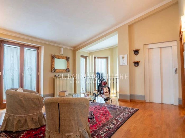 Casa quadrilocale in vendita in Località Chiani, San Giuliano, Arezzo
