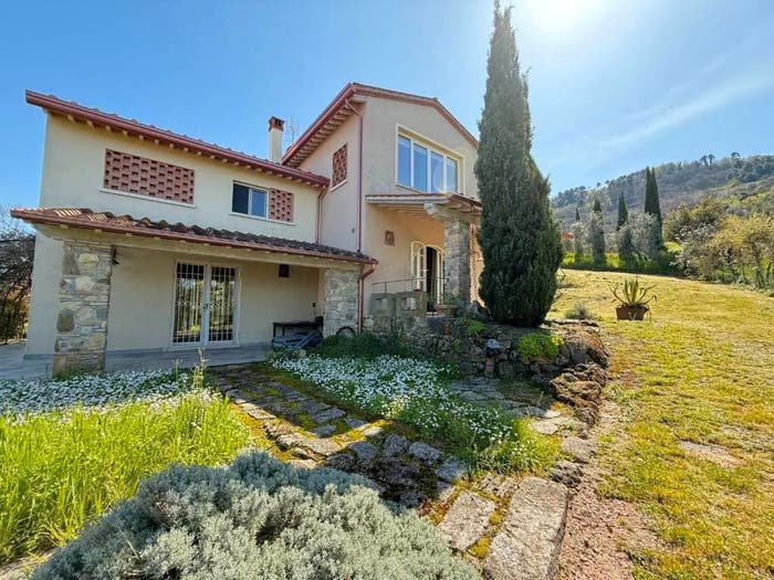 Casa con 6 locali in vendita in Via Del Monte Vaso, Chianni