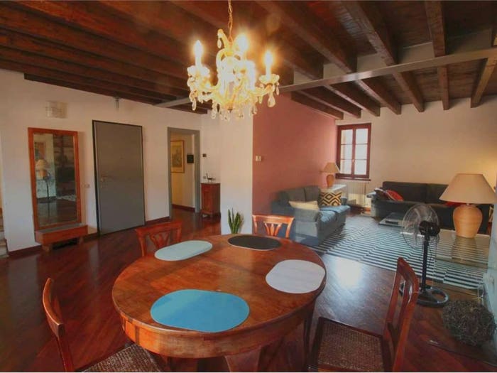 Appartamento con 6 locali in affitto in Via Armando Diaz, Centro Storico, Como